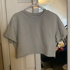 cropped tee